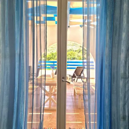 Zafeiris Apartments Livadia  Buitenkant foto
