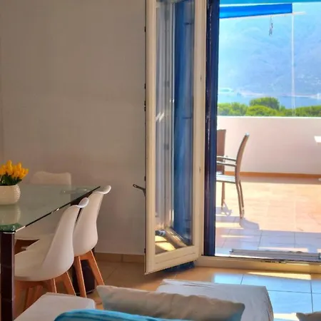 Zafeiris Apartments Livadia  Buitenkant foto